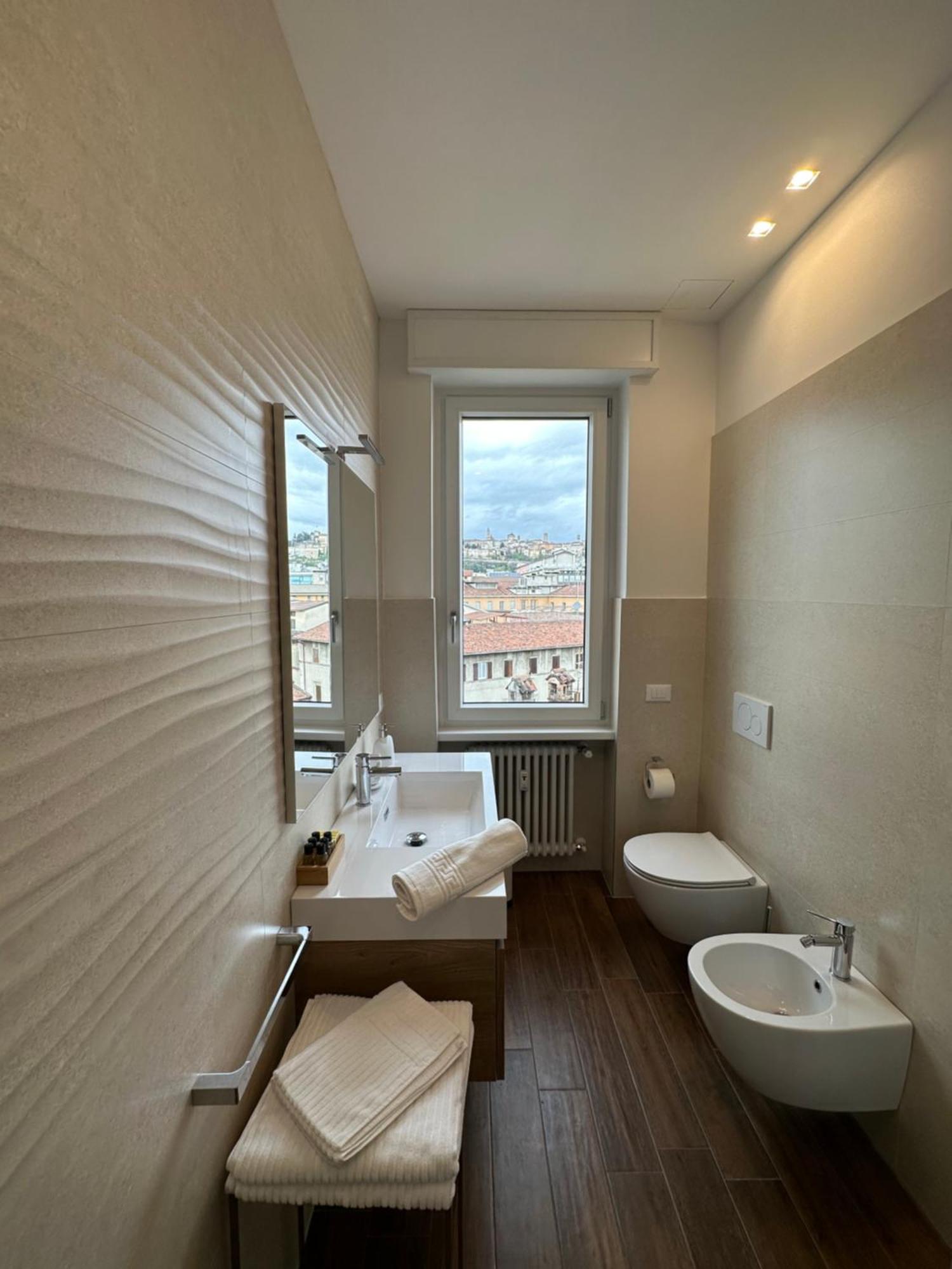 San Francesco Skyline Apartment Bergamo Exterior foto
